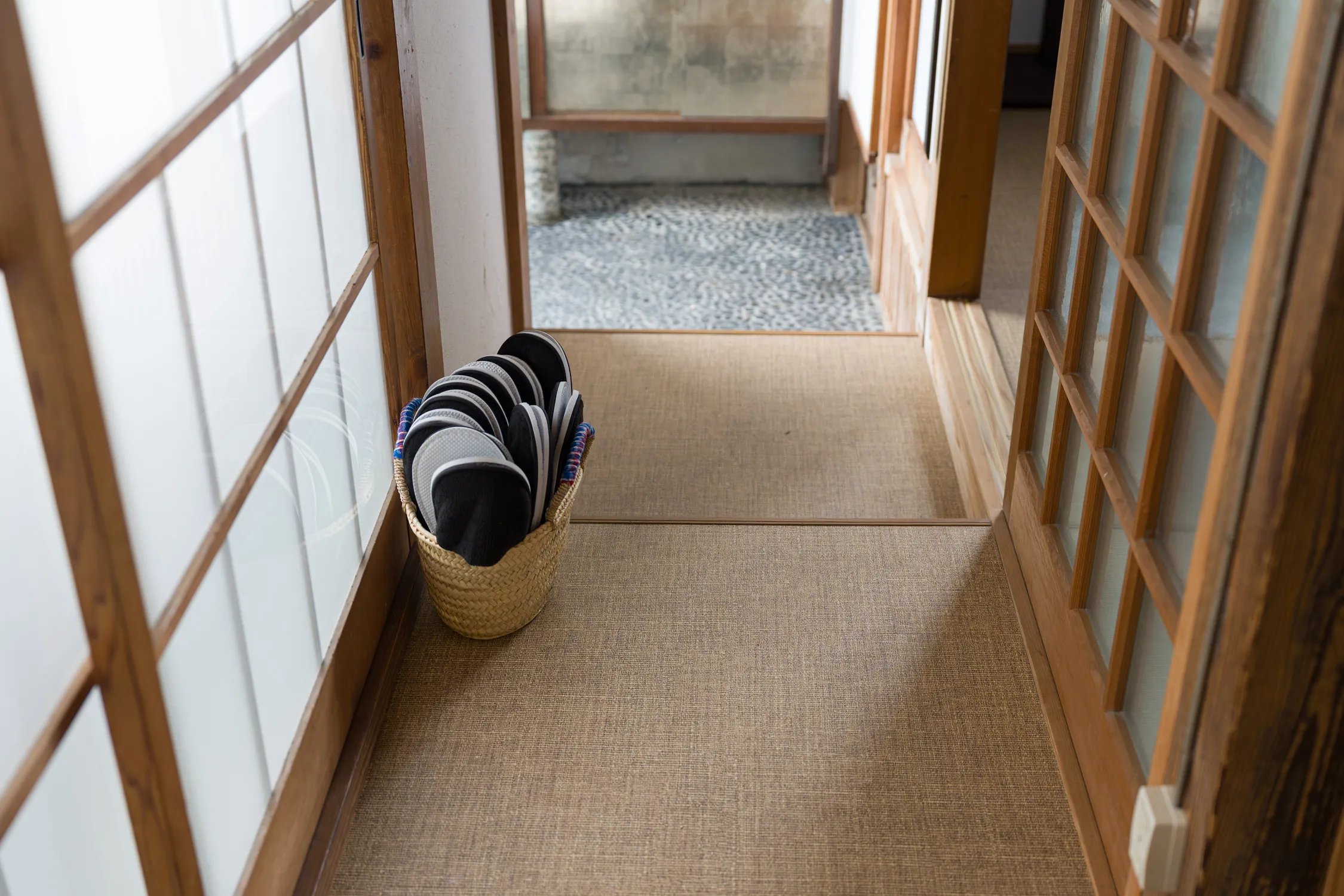 Ryo entrance
